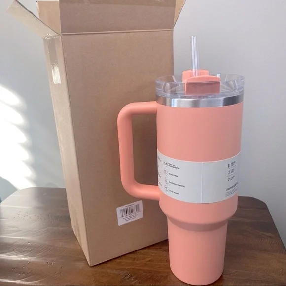 Stanley 40oz Stainless Steel Adventure - Melon - Picture 2 of 5